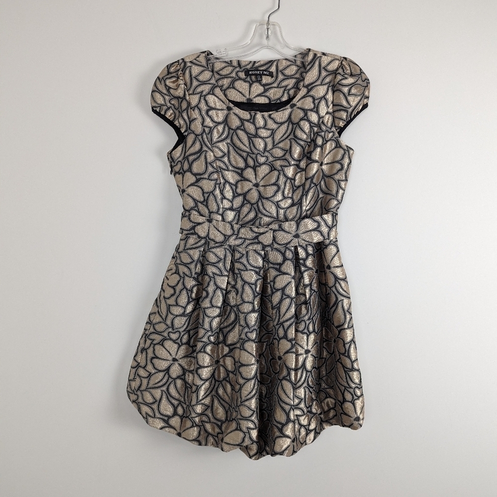 Honey Me Metallic Floral Print Dress - Medium - Flared Silhouette with Cap Sleev